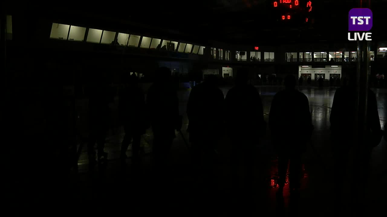 Thumbnail image for Girls Hockey Roseville/Mahtomedi vs Holy Angels 12-29-22